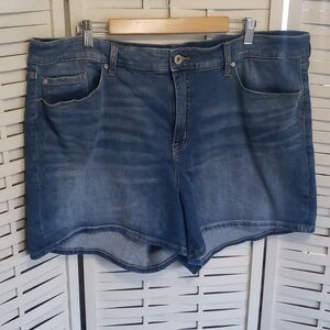 Torrid denim high  rise woman casual shorts size 24